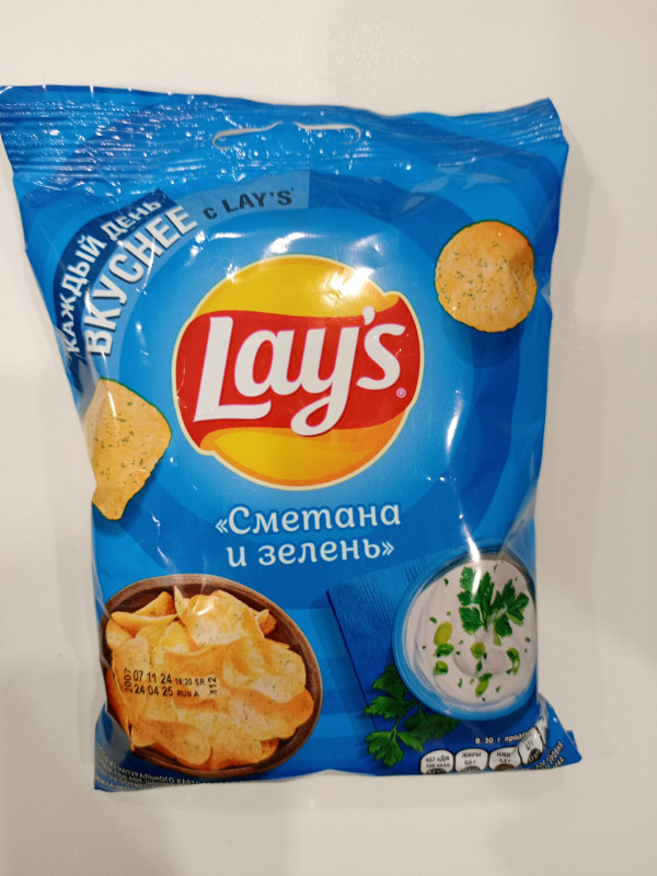 Чипсы LAYS сметана и зелень 37гр