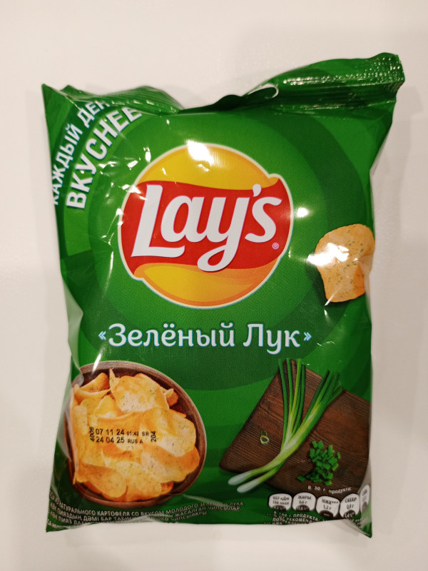 Чипсы LAYS зелёный лук 37гр